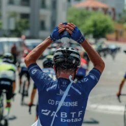 POLISPORT Bidon Cycliste R550 Rouge Avec Balance -Cycle Libre Magasin bidon cycliste r550 rouge avec balance 2