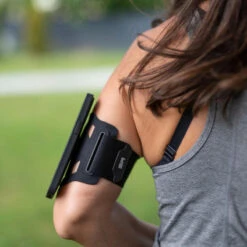 SP CONNECT Brassard ARM BAND SPC+ -Cycle Libre Magasin brassard arm band spc 6