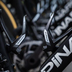 POLISPORT Porta-Bidon PRO Noir Et Fluo -Cycle Libre Magasin porta bidon pro noir et fluo 2