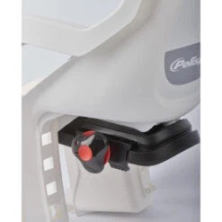 Siège Vélo Arrière Groovy Fixation Sur Porte-bagages Blanc Et Noir 5 Siège Vélo Arrière Groovy Fixation Sur Porte-bagages Blanc Et Noir -Cycle Libre Magasin siege velo arriere groovy fixation sur porte bagages blanc et noir 2