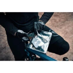 Fidlock Support Smartphone VACUUM Uni - M Noir -Cycle Libre Magasin support smartphone vacuum uni m noir 4